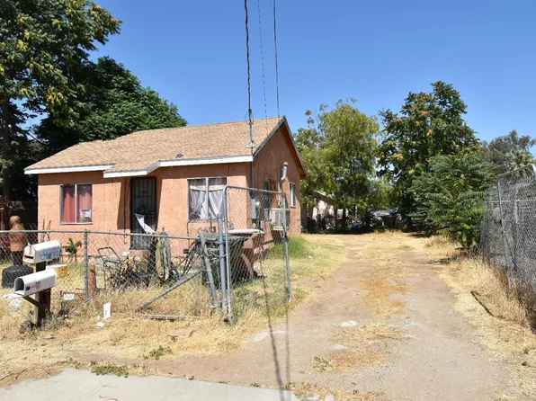 304 Troy St, Bakersfield, CA 93306