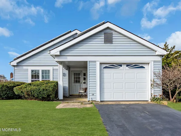 63 Sandhurst Street, Manchester, NJ 08759