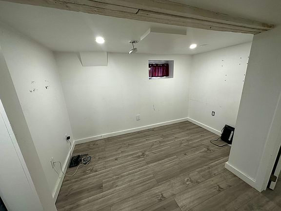 4th image of 54 Bryant St #1