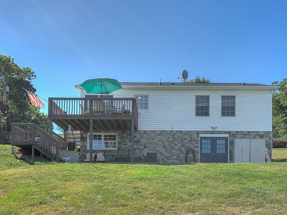 3rd image of 2800 Wrights Way