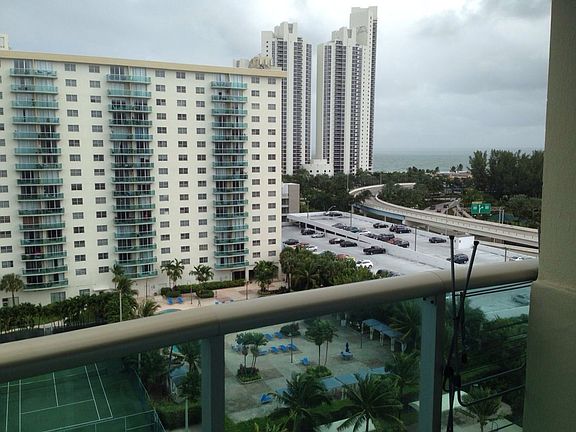 5th image of 19380 Collins Ave APT 1112