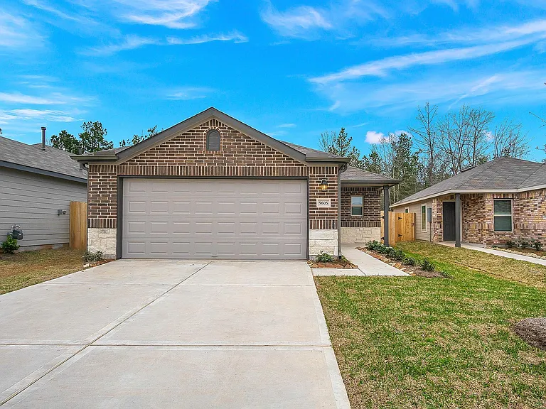 9605 Last Maples Trl — Photo 2