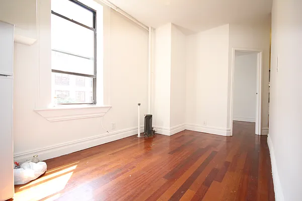 Rented by Compass | media 30