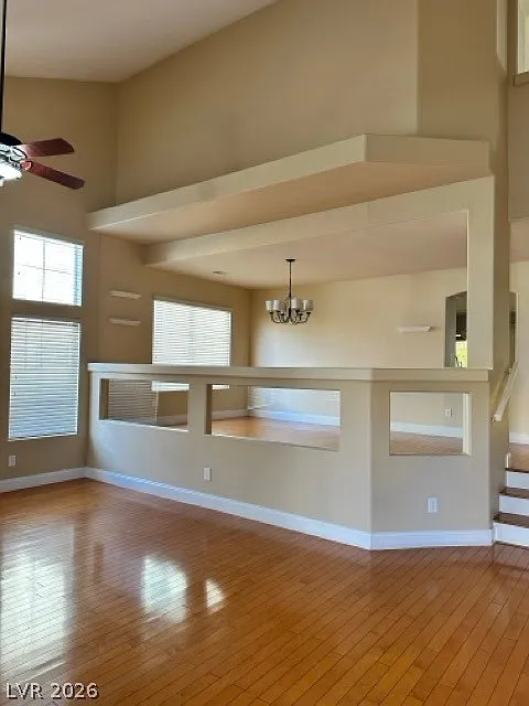 5 bed, 3215 sqft, $3,350 — Photo 3