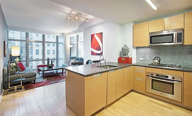 Sold by Engel & Völkers New York City | media 1