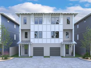 81 Paradise Ln #A, Pt Washington, FL 32459