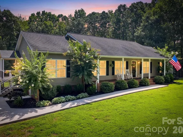 349 N Woodleaf Rd, Forest City, NC 28043