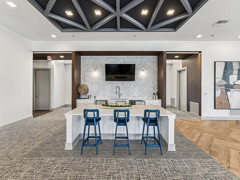 320 Voyager Way NW — Photo 15