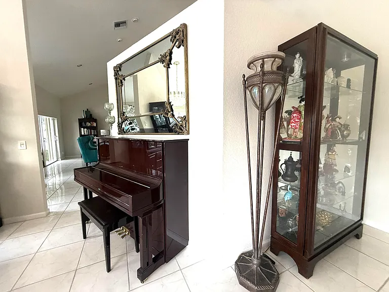 9392 Cascade Ct — Photo 15