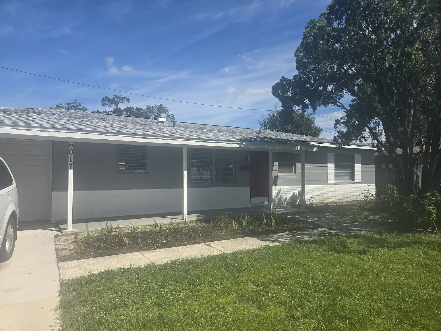 2 bed, 1080 sqft, $2,400 — Photo 1