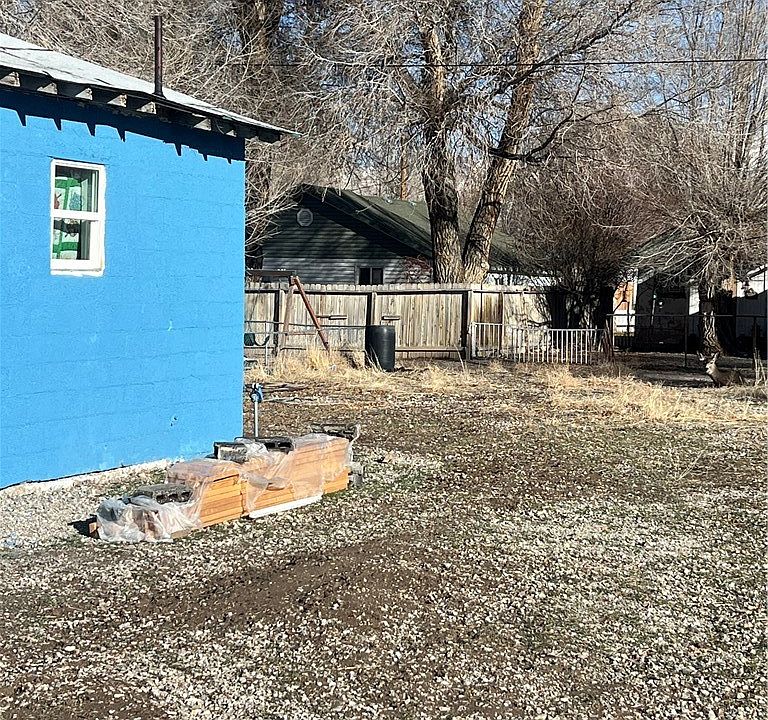 2nd image of 450 Ogden Ave