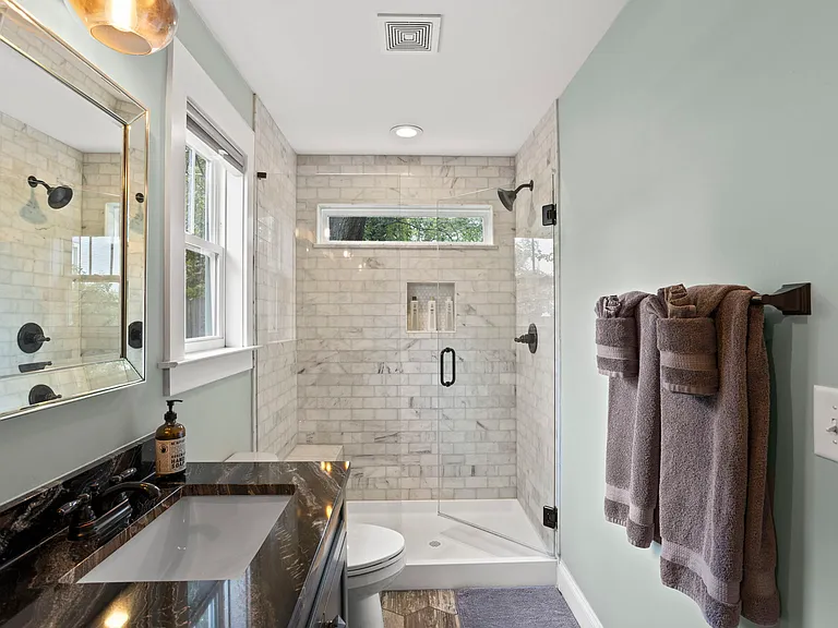 105 Sumner St #2B — Photo 3