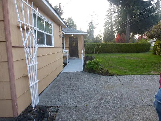 3 bed, 1350 sqft, $2,250 — Photo 2
