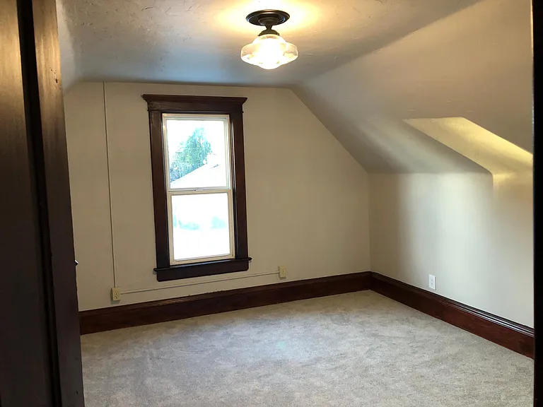 2400 Humboldt St #201 — Photo 17