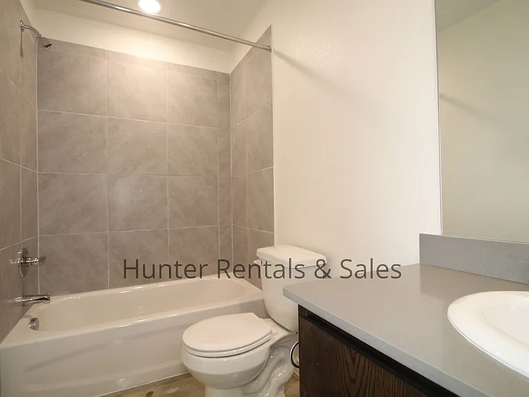 1810B Ponca Trce — Photo 21