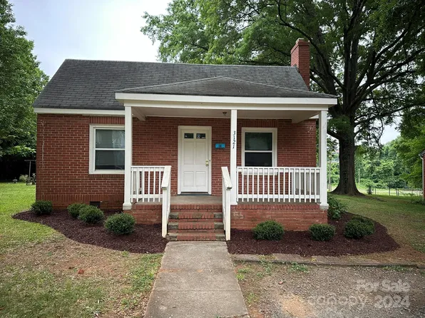 3121 Maury St, Charlotte, NC 28208