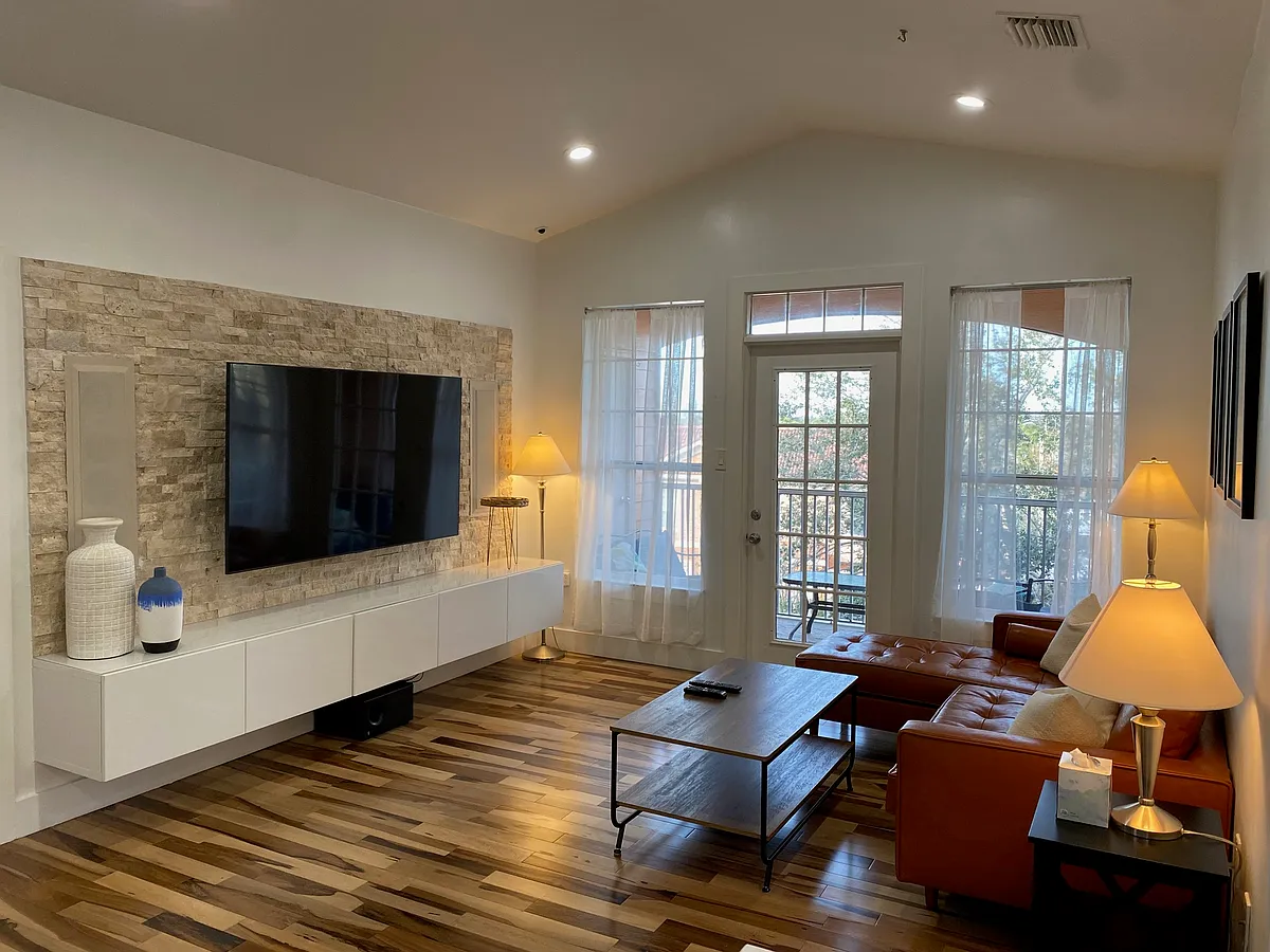 Building Photo - 5000 Culbreath Key Way #4304