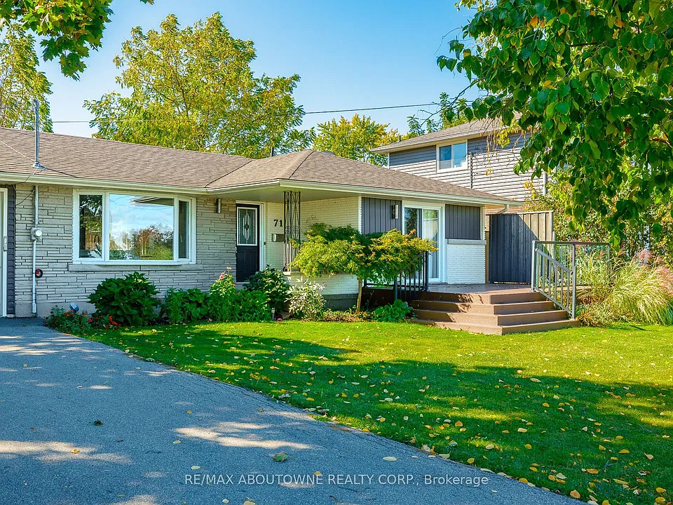 71 Lakeside Dr #LOWER
