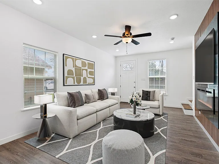 8001 Talton St #B — Photo 3