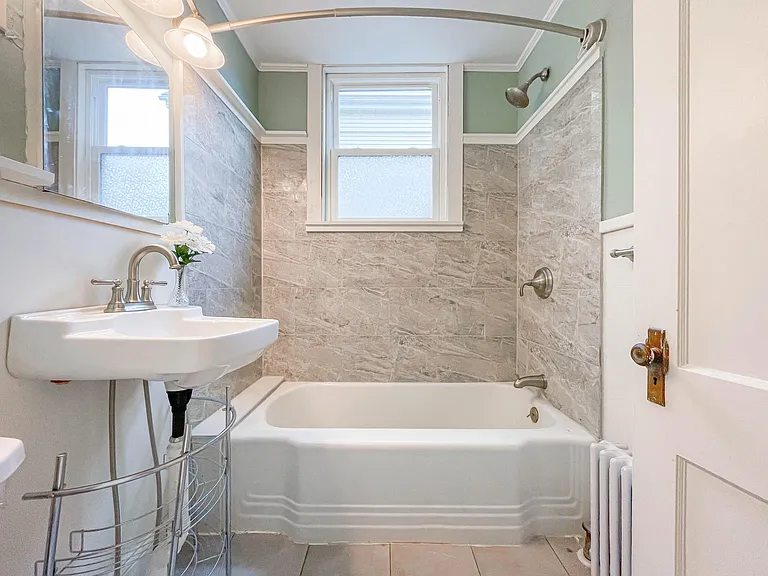 91 Saint Lawrence St #1 — Photo 12