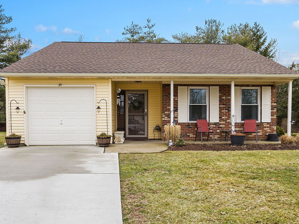 1st image of 29 Fireside Cir