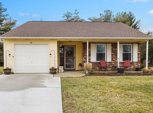 29 Fireside Cir, Columbus, NJ 08022
