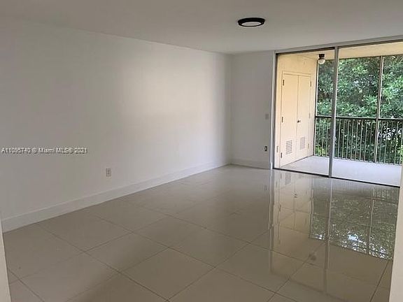 4th image of 8363 Lake Dr APT 403