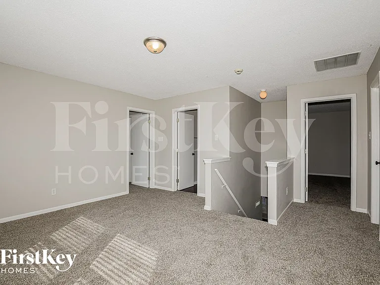 11 Atherton Ct — Photo 8