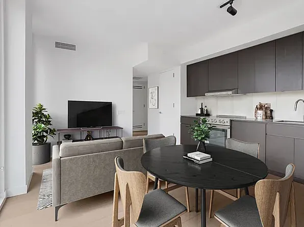 310 Livingston Street image 2 of 7