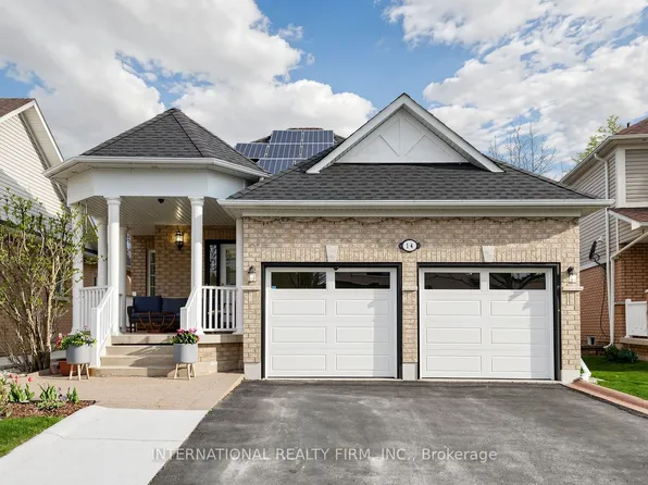 14 Stuart Ave, Barrie, ON L4M 0A1