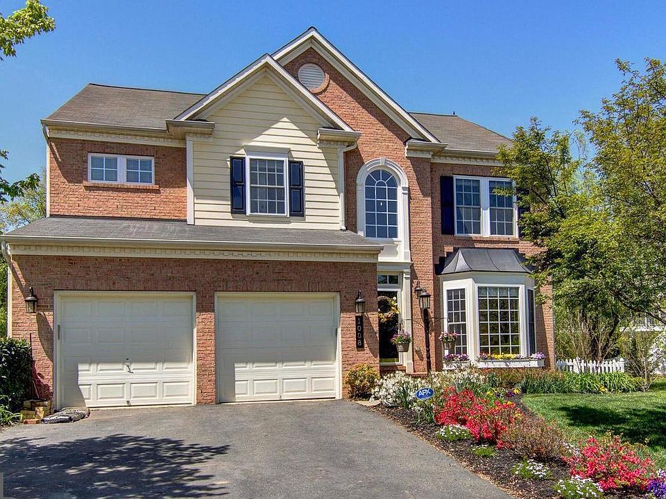 1st image of 1008 Hotchkiss Ct