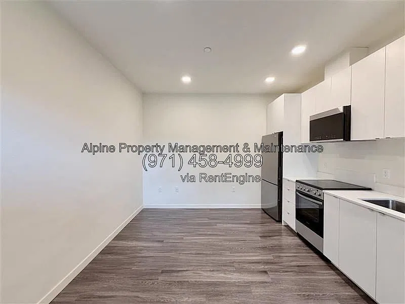 Studio, 1.0 bath, 580 sqft, $1,265 — Photo 2