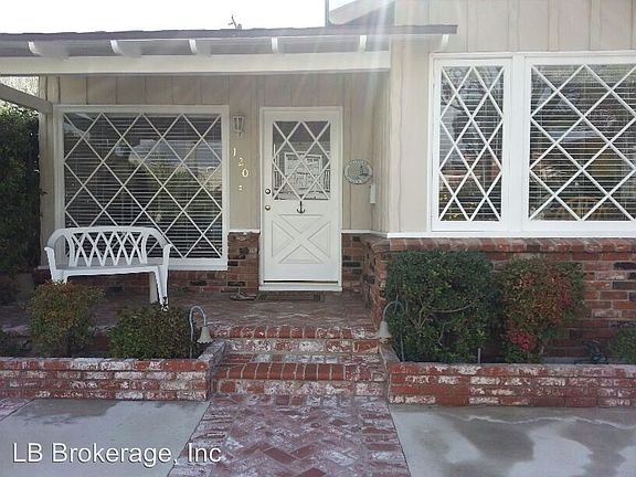 2nd image of 120 Pomona Ave