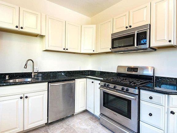 2nd image of 168 Palm Ave APT 4A