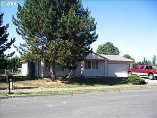 1st image of 4820 NE 53rd St