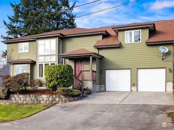 1002 N 28th Place, Renton, WA 98056