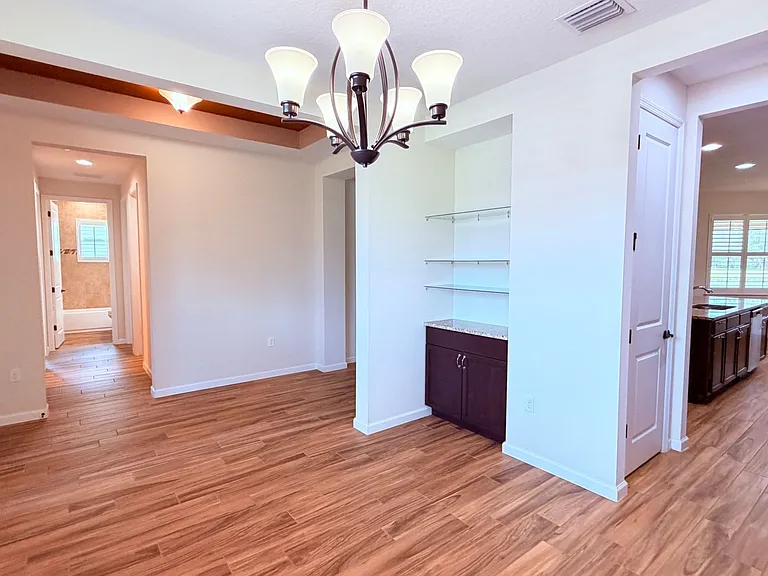 1102 S Victoria Hills Dr S — Photo 26
