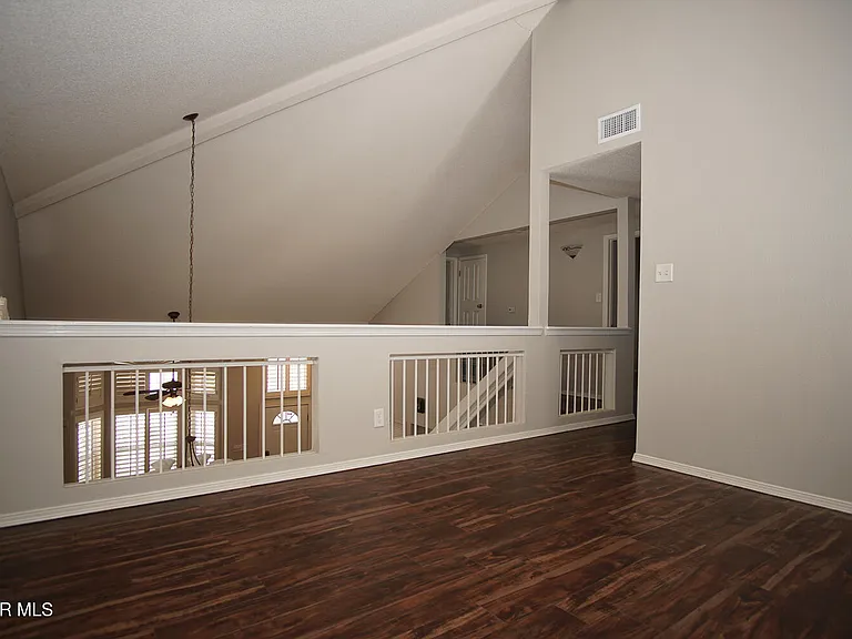 10932 Acoma St — Photo 18