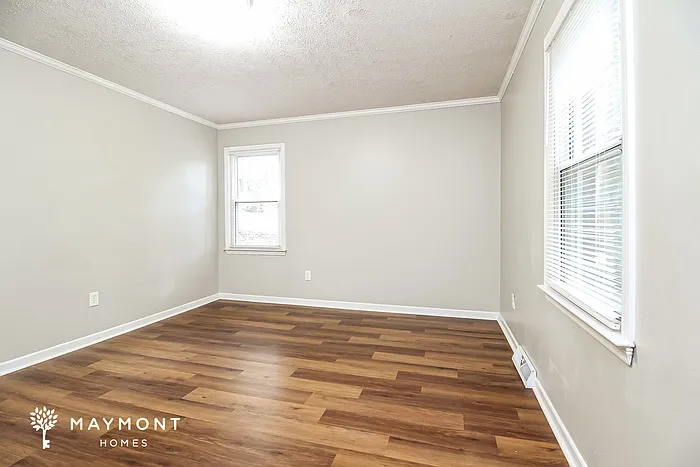 402 Roosevelt Dr — Photo 7