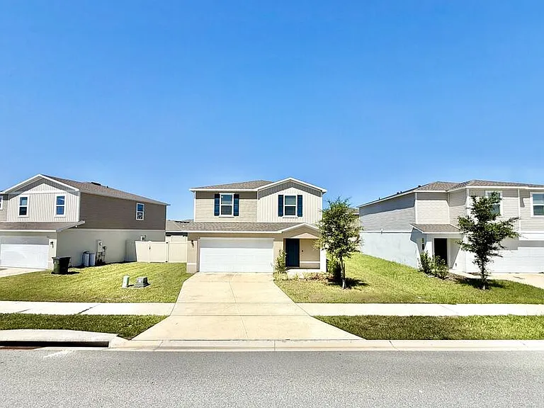 2068 Kentucky Rd — Photo 2