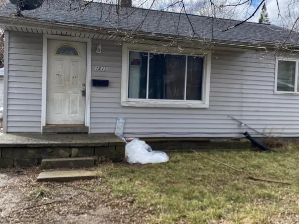 1315 Huron St, Flint, MI 48507