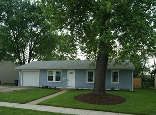 12 Dover Ave, Romeoville, IL 60446