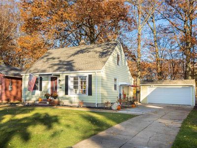 4291 Metropolitan Dr, Cleveland, OH, 44135