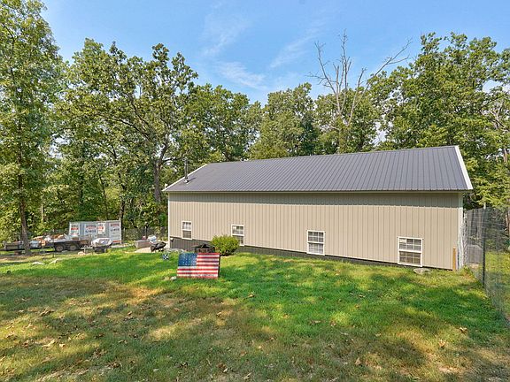 3rd image of 159 Timberline Lane