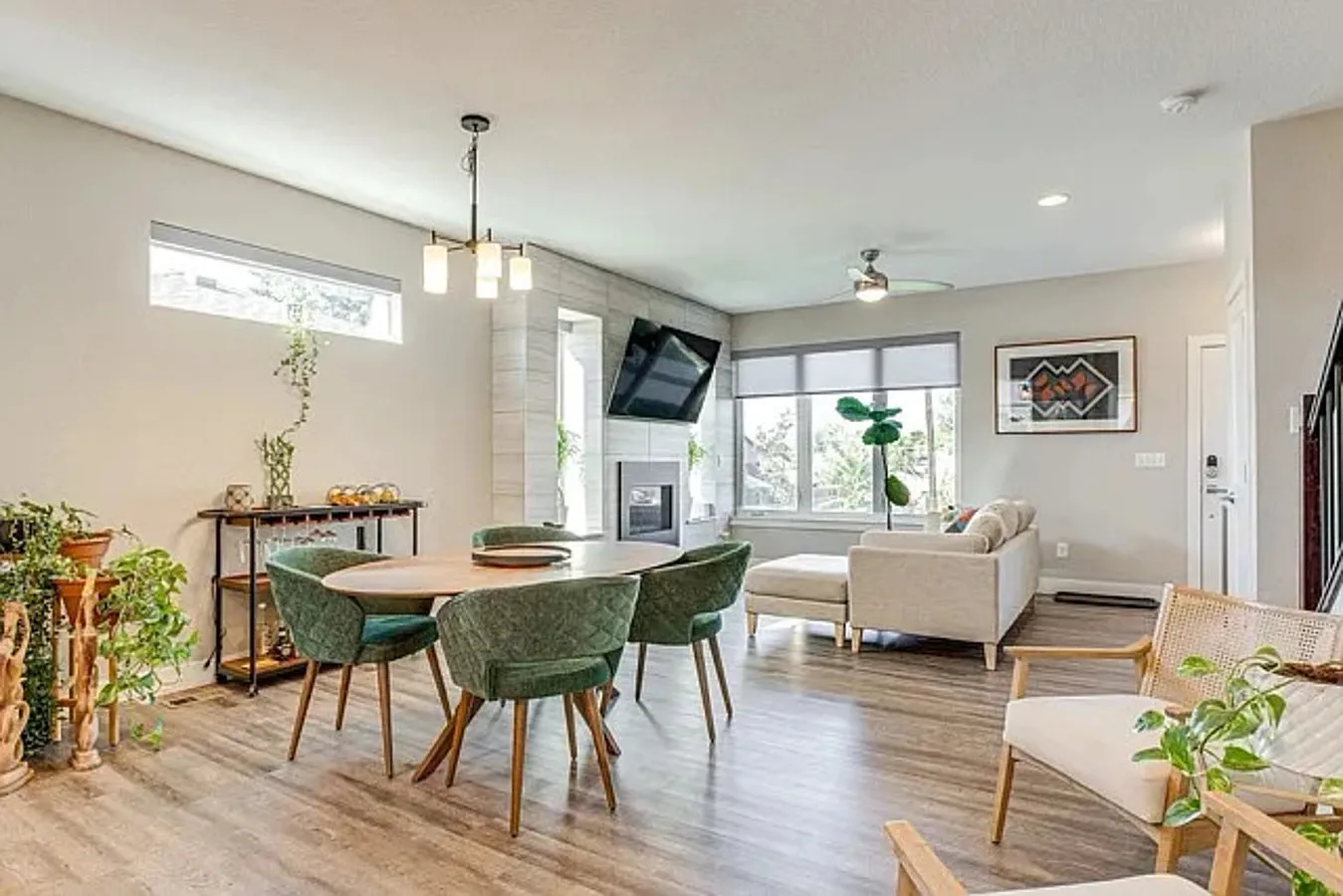 3 bed, 2.5 bath, 1800 sqft, $3,600 — Photo 3