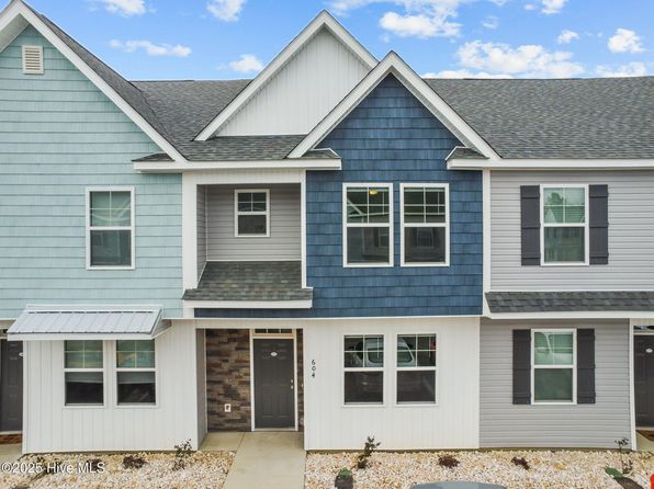 604 Windsurfing Ln