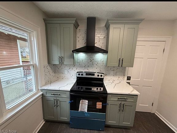 5th image of 3606 W 120th St #Up