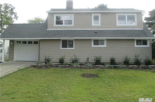1st image of 33 Arcadia Ln