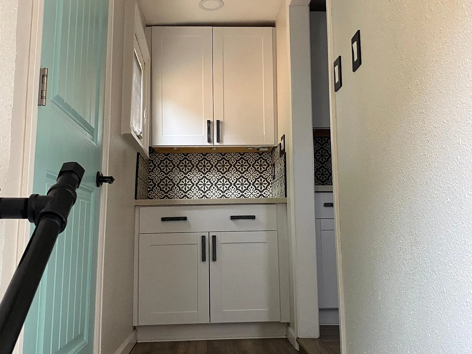 610 W Platte Ave — Photo 4