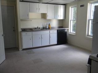 23 Caro St, Worcester, MA 01610